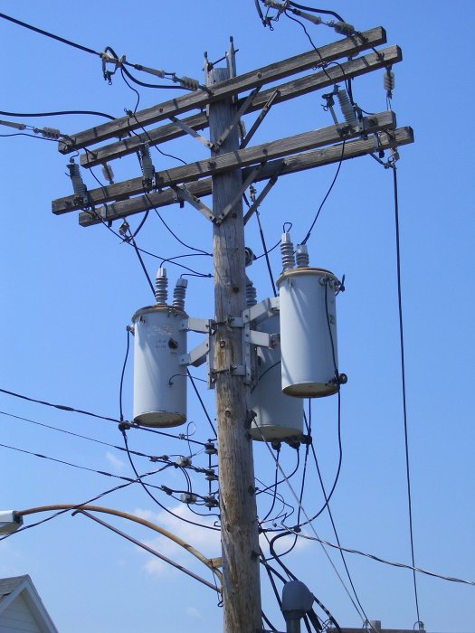 Utility_pole_transformers.jpg